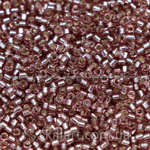 Бисер DB-146 Miyuki Delica Beads 11/0 (блестящий, дымчатый светло-розовый)